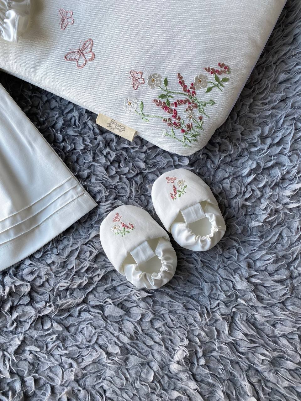 baby-shoes