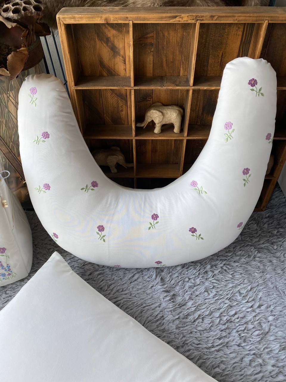 Feeding-Pillow-مخدة-الرضاعه