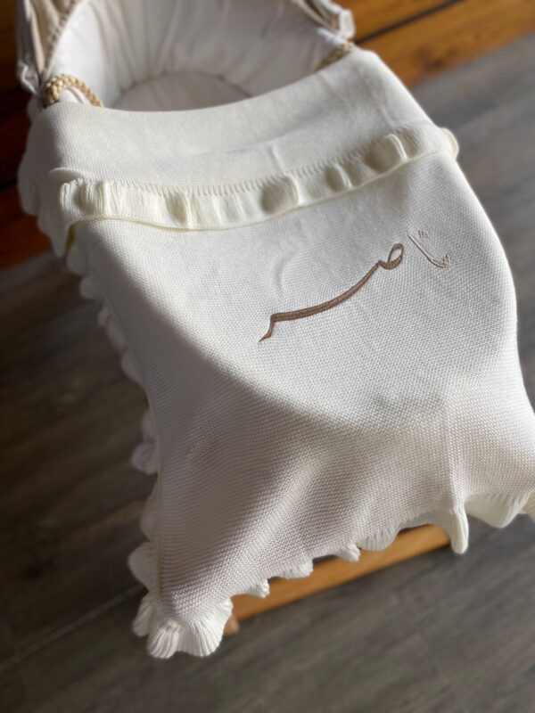 Ruffle Knit Blanket (only baby name) - Image 3