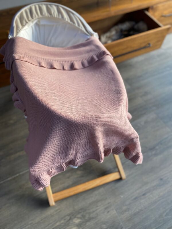 Ruffle Knit Blanket (only baby name) - Image 10