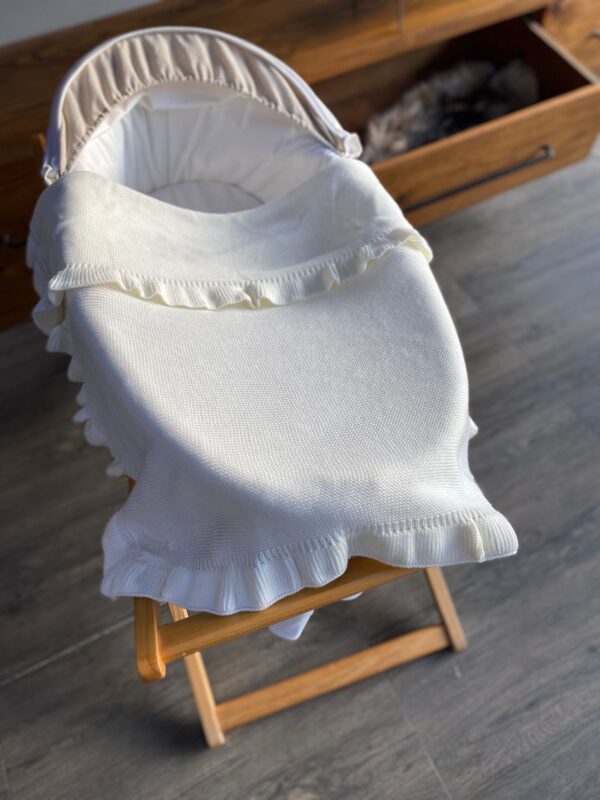 Ruffle Knit Blanket (only baby name) - Image 11